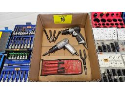 LOT COMPRENANT (1) ZIP GUN PNEUMATIQUE ET JEU D'EM