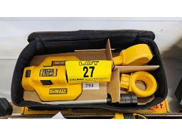 EXTRACTEUR DE D&Eacute;POUSSI&Eacute;RAGE POUR MARTEAU DEWALT, M