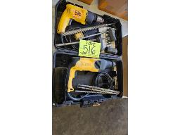 LOT COMPRENANT (1) PERCEUSE ET (1) MARTEAU DEWALT 