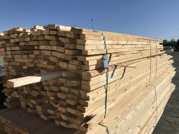 Bundle de bois 2x4 environ 294 mcx de 7 à 16 pi