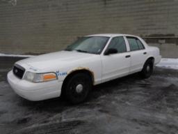 2011, FORD, CROWN VICTORIA, No Série: 2FABP7BV8BX1