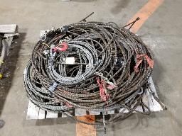Lot de câbles en acier de différentes longueurs