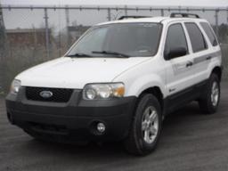 2007, FORD, ESCAPE, Odomètre: 81 398 km, Masse: 15