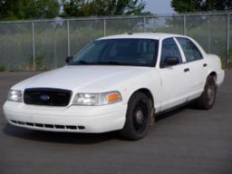 2011, FORD, CROWN VICTORIA, Odomètre: 183 743 km, 