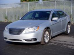 2012, CHRYSLER, 200, Odomètre: 151 425 km, Masse: 