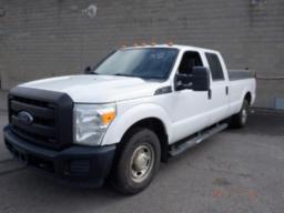 2014, FORD, F-250, CAMIONNETTE AVEC MONTE-CHARGE, 
