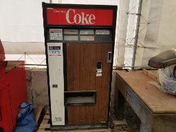 Machine à Coke avec clé