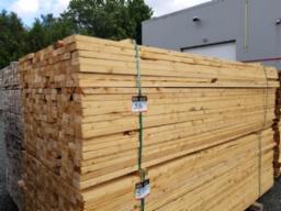 Environ 294 mcx de bois de 2x4 , 10 pi. Cet article est vendu sous approbation du vendeur.