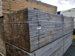 Environ 189 mcx de bois de 2x6 , 12 pi. Cet article est vendu sous approbation du vendeur.
