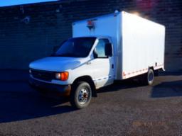2005, FORD, E-450, CAMION 6 ROUES CUBE 13 PI, Mass