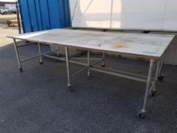 Table sur roues, base en stainless, 5'x10'x3'