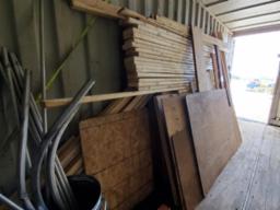 Lot de bois:17 fois  2x6, 14 plywood 3/4, 1x2, pan