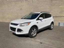 2014, FORD, ESCAPE, VÉHICULE UTILITAIRE AWD, Masse