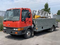 2004, HINO, FB1817, CAMION NACELLE 6 ROUES, PNBV:8