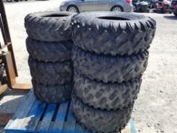 Lot de pneus variés: 2 pneus COMMANDER 27x9.00-12,