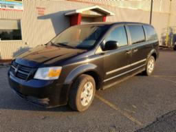 2010 DODGE CARAVAN, fourgonnette, indique 291 899k