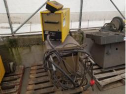 Soudeuse MIG ESAB LAE 315, 220/440/550 volts 