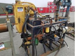 Pompe hydraulique avec moteur stationnaire au diesel 4 cyl. 