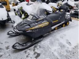 2004 SKI DOO SKANDIC, motoneige, 