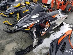 2013 POLARIS SWITCHBACK ASSAULT, motoneige,