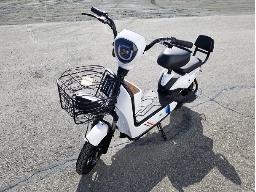 SWORDFISH, scooter électrique