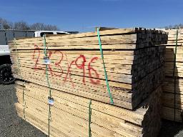 Lot de bois de 2x3x8' env. 324 mcx