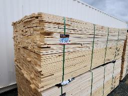 Lot de bois de 1x4x8 env. 588 mcx