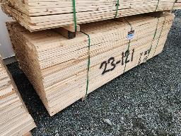 Lot de bois de 1x3x8 env. 800 mcx