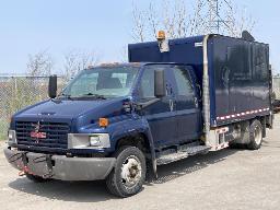 2005, GMC C 4500, CAMION 6 ROUES    MONTE-CHARGE,