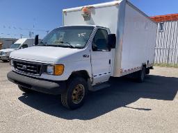 2005, FORD E-450, CAMION À 6 ROUES    CUBE