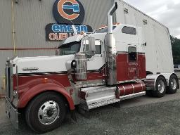 2009 KENWORTH W900L, camion tracteur