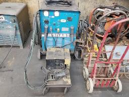Soudeuse HOBART RC300, 230/460/575 volts, 3 phases