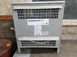 Transformateur type sec 30KVA de 570 à 630 volts