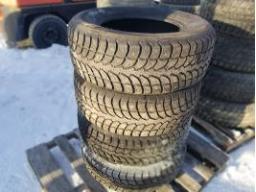 2 Pneus hiver ROVELO RWS-677 clouté 265/65R17