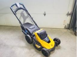 CUB CADET SCP21E-Tondeuse à batterie 21'' , 60 volts, neuve