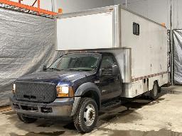 2006, FORD F-550, CAMION À 6 ROUES    ATELIER