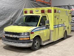 2015, CHEVROLET EXPRESS 3500, AMBULANCE    6 ROUES