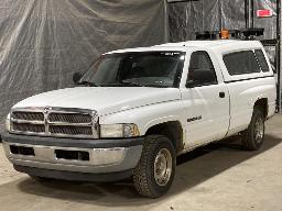 2001, DODGE RAM 1500, CAMIONNETTE