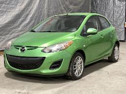 2012, MAZDA 2, AUTOMOBILE