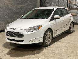 2012, FORD FOCUS, AUTOMOBILE    ÉLECTRIQUE