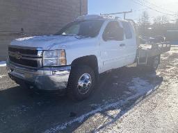 2012, CHEVROLET SILVERADO 3500, CAMION À 6 ROUES  4 X 4  AVEC PLATE-FORME