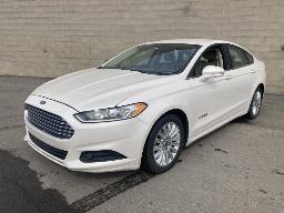 2013, FORD FUSION, AUTOMOBILE