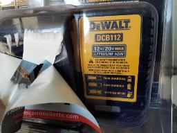 Batterie 20 volts et chargeur DEWALT neuf