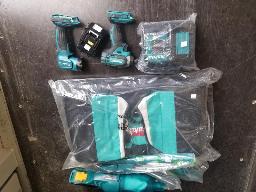 Ensemble d'outils MAKITA 18 volts: tournevis, lampe, aspirateur à sac, 1 batterie et un chargeur, neufs