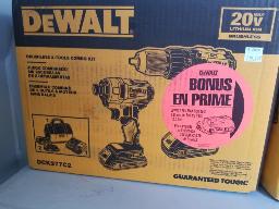 DEWALT: perceuse 1/2, visseuse 1/4, 2 batteries, 1 chargeur, 1 sac, neuf