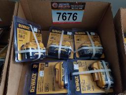 5 Batteries DEWALT 12 volts, 5AH, neuves