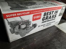 Tondeuse TORO 21'' moteur Briggs-Stratton, neuve