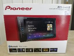 Récepteur au RDS avec DVD PIONEER AVH240EX, neuf