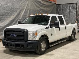 2015, FORD F-250, CAMIONNETTE    MONTE-CHARGE