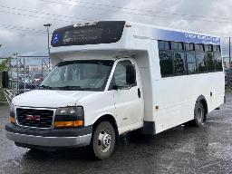 2014, GMC SAVANA 4500, MINIBUS    6 ROUES,